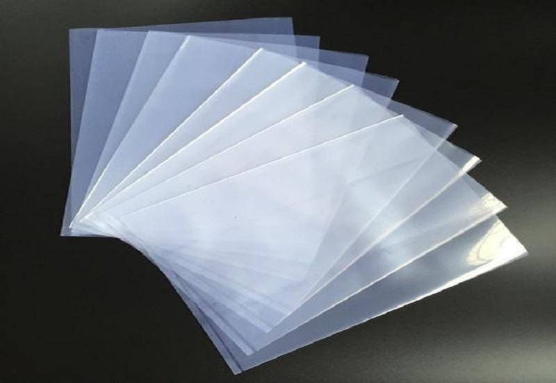 What are the characteristics of Strong Contract PETG Film?